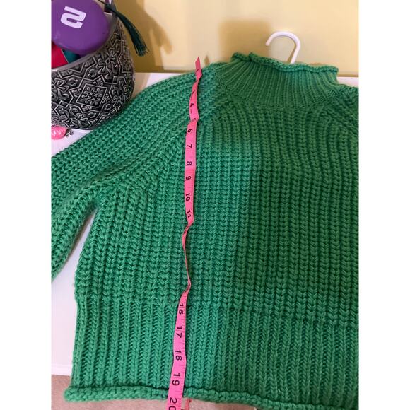 H&M Kelly Green Chunky Knit Cropped Boxy Sweater Women’s Size Small EUC - Picture 8 of 8